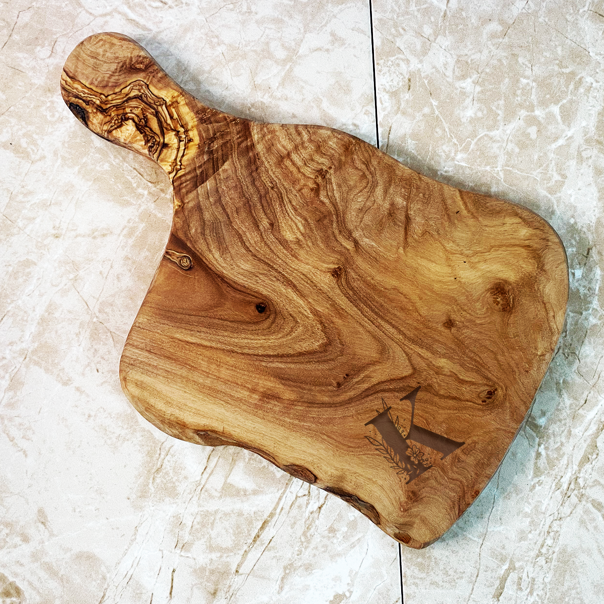 Personalised Engraved Olive Wood Board With Handle 25Cm | Wooden Board 